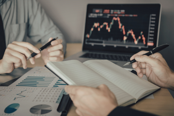 Financial Modeling and Valuation: Career Scope, Salary & Skills Guide
